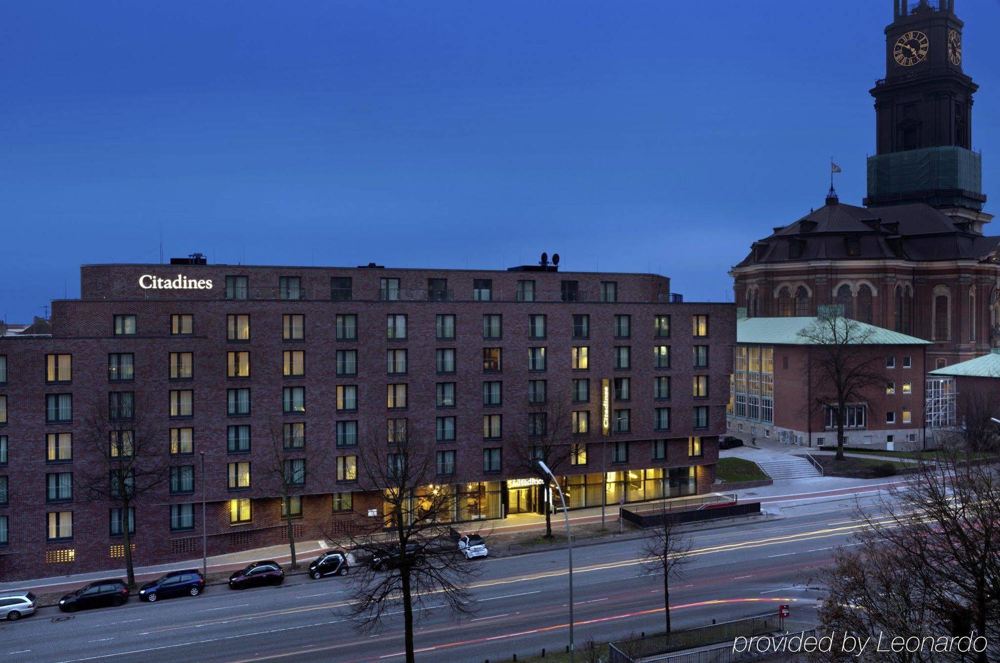Citadines Michel Aparthotel 4*