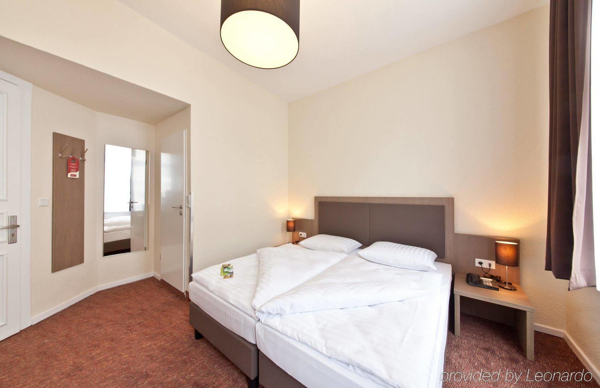 Hotel Alster 3*