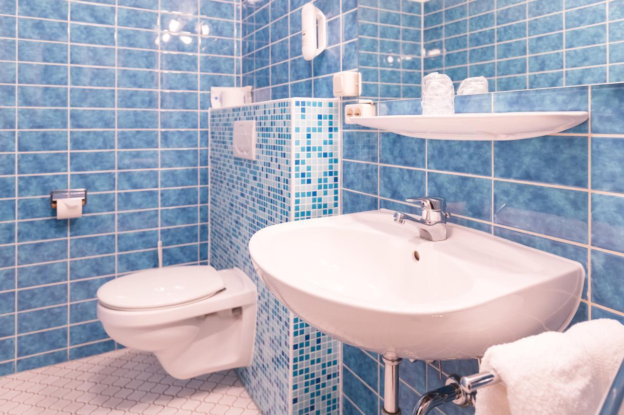 Hotel Elbinsel 3*