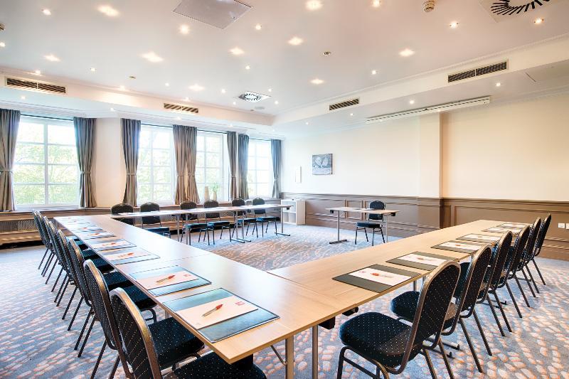 Leonardo Stillhorn Hotel 4*