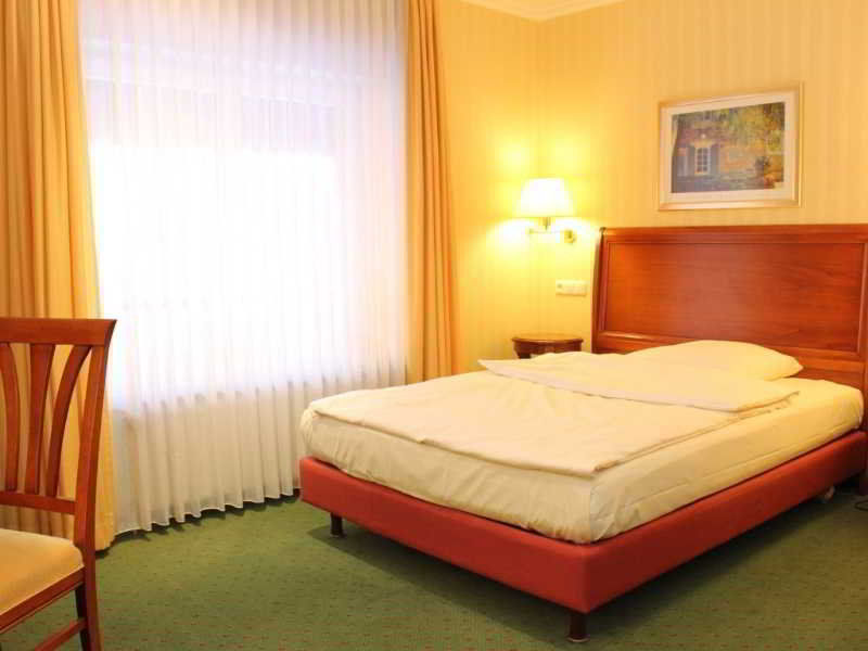 Alt Lohbrügger Hof Hotel 4*