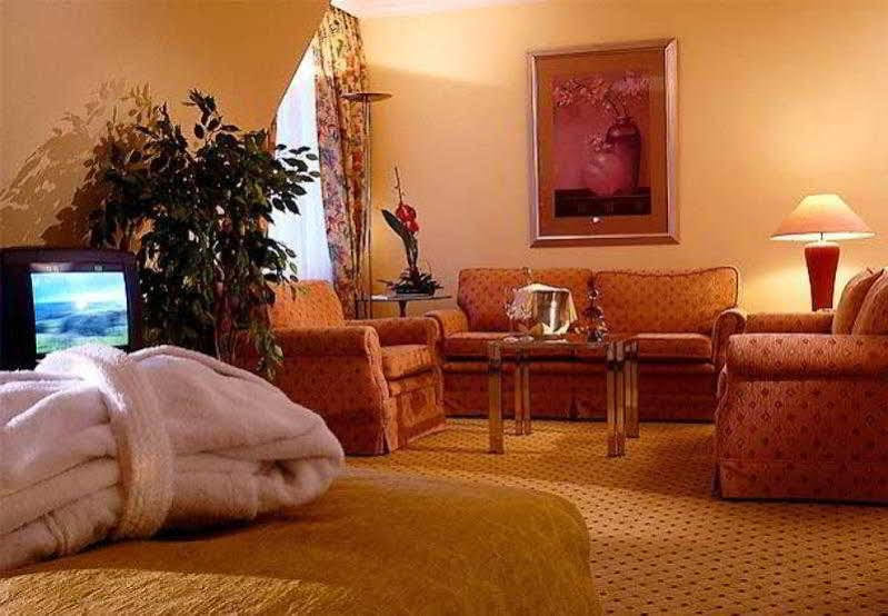 Hotel Courtyard By Marriott Airport Hamburg