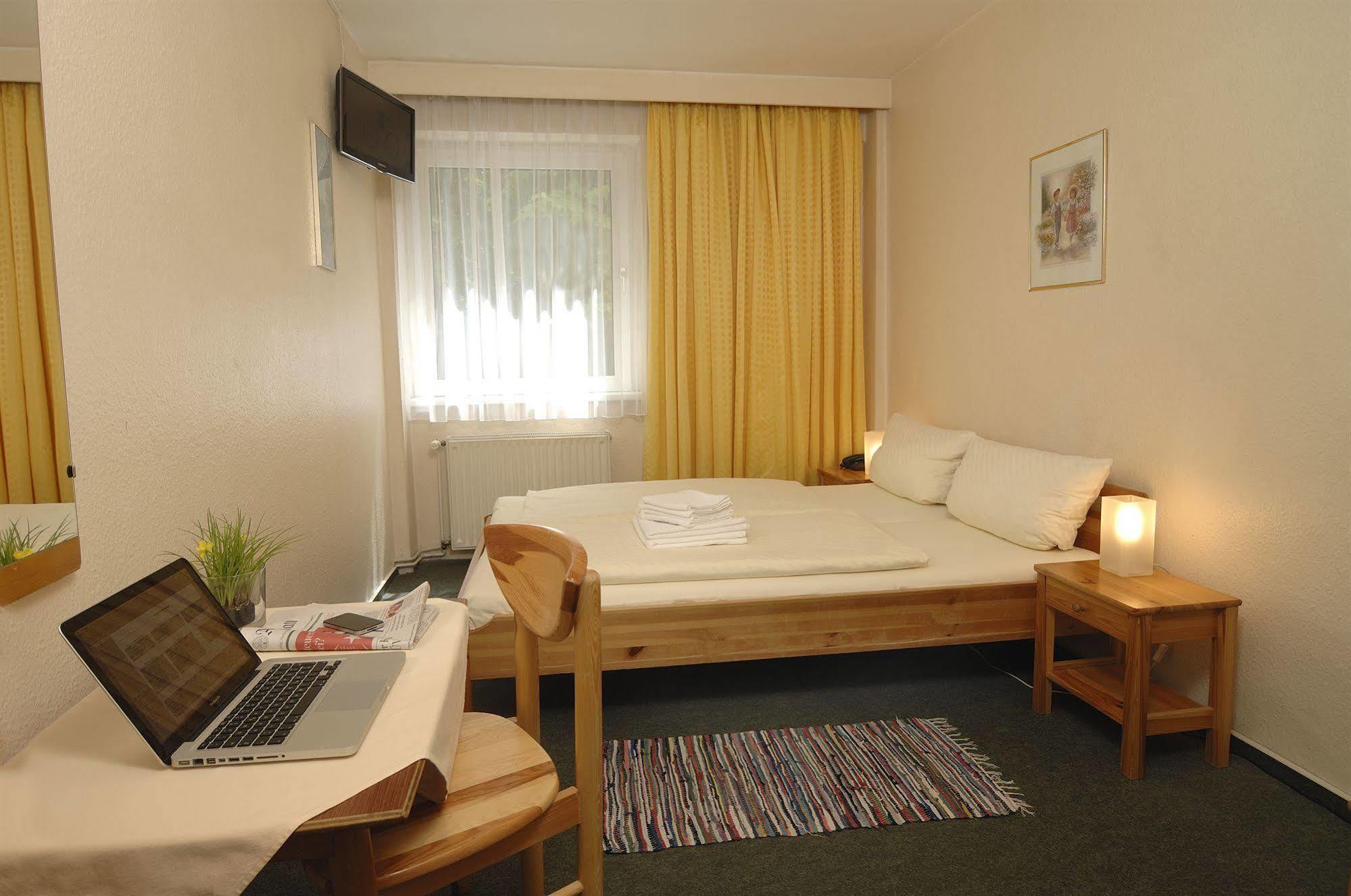 Auto-parkhotel 2*