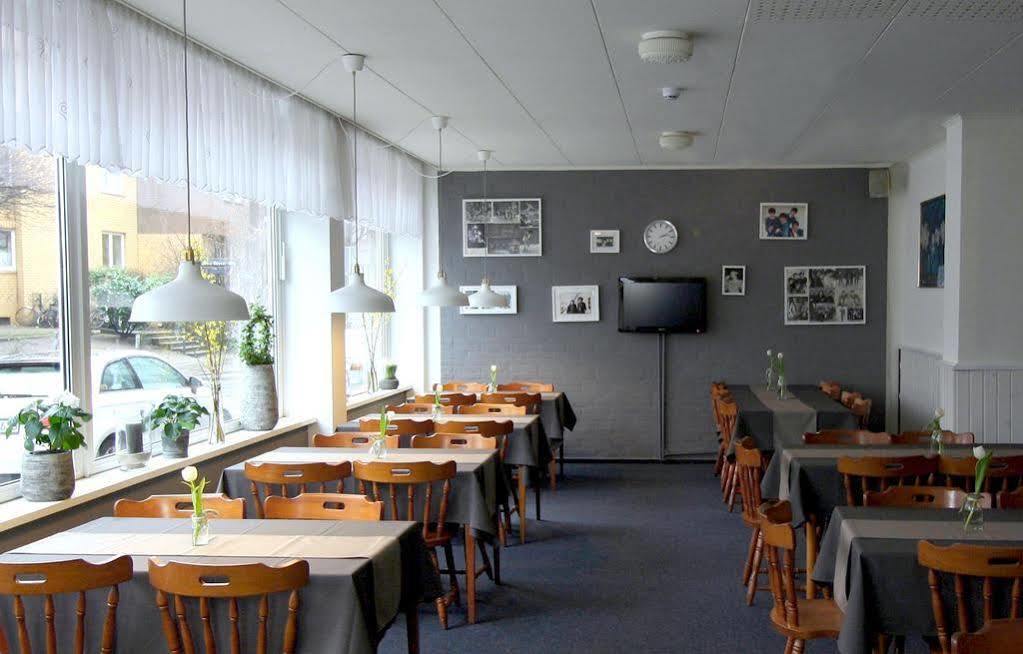 Auto-parkhotel Hotel 2*
