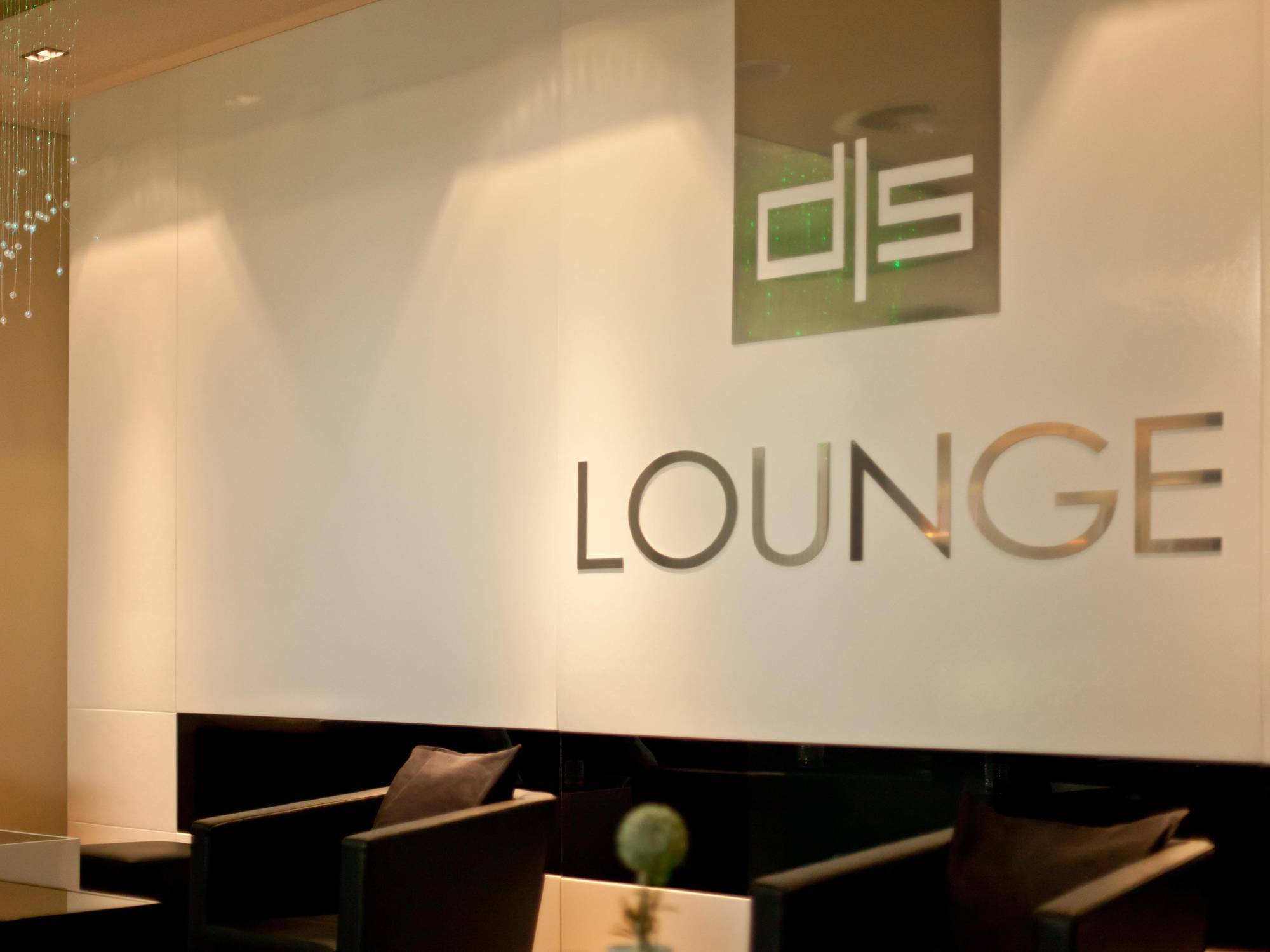 - The Niu, Fusion St. Georg By Ihg Hotel 3*