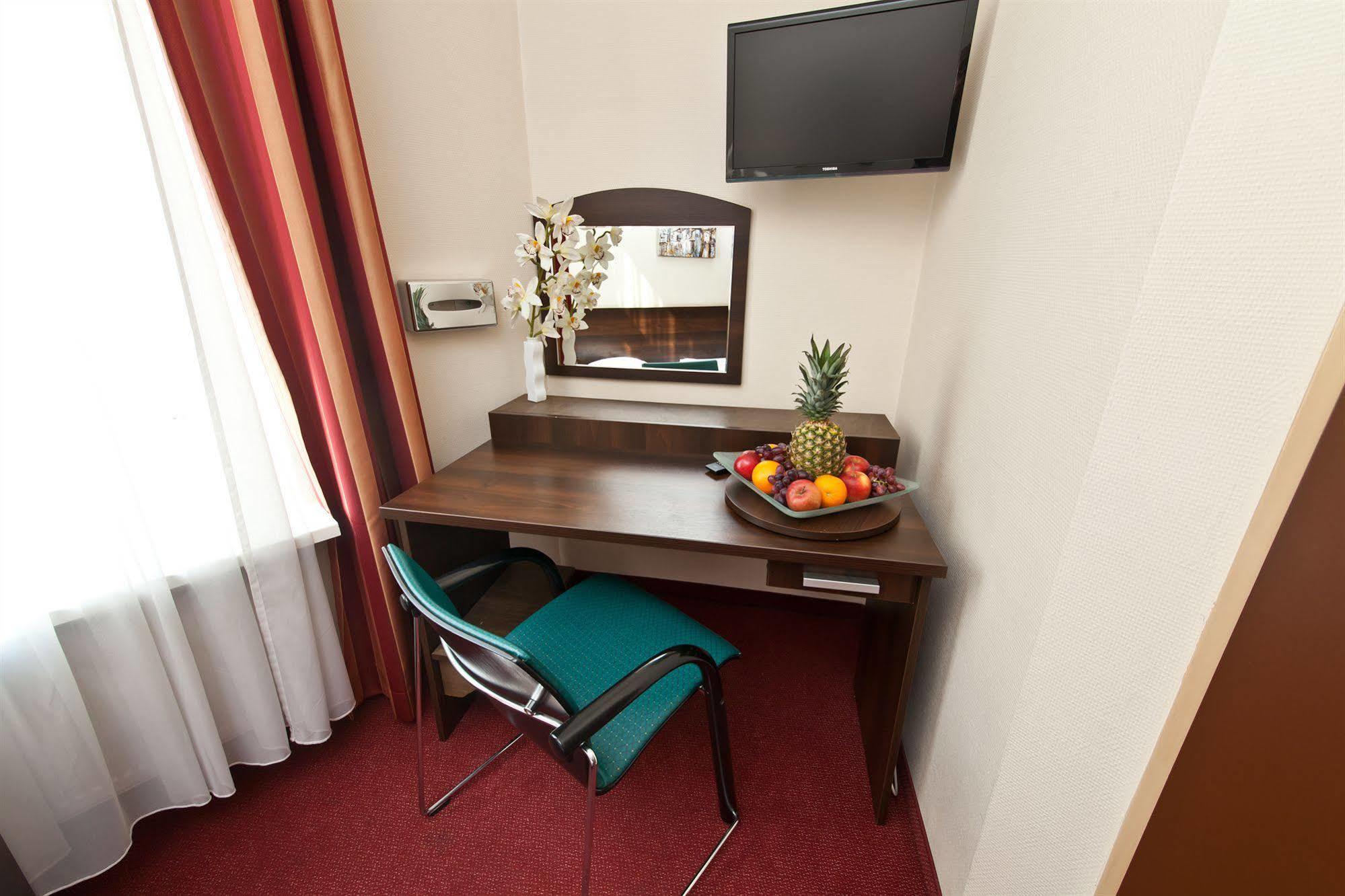 Hotel Polo Am Zob Hamburg
