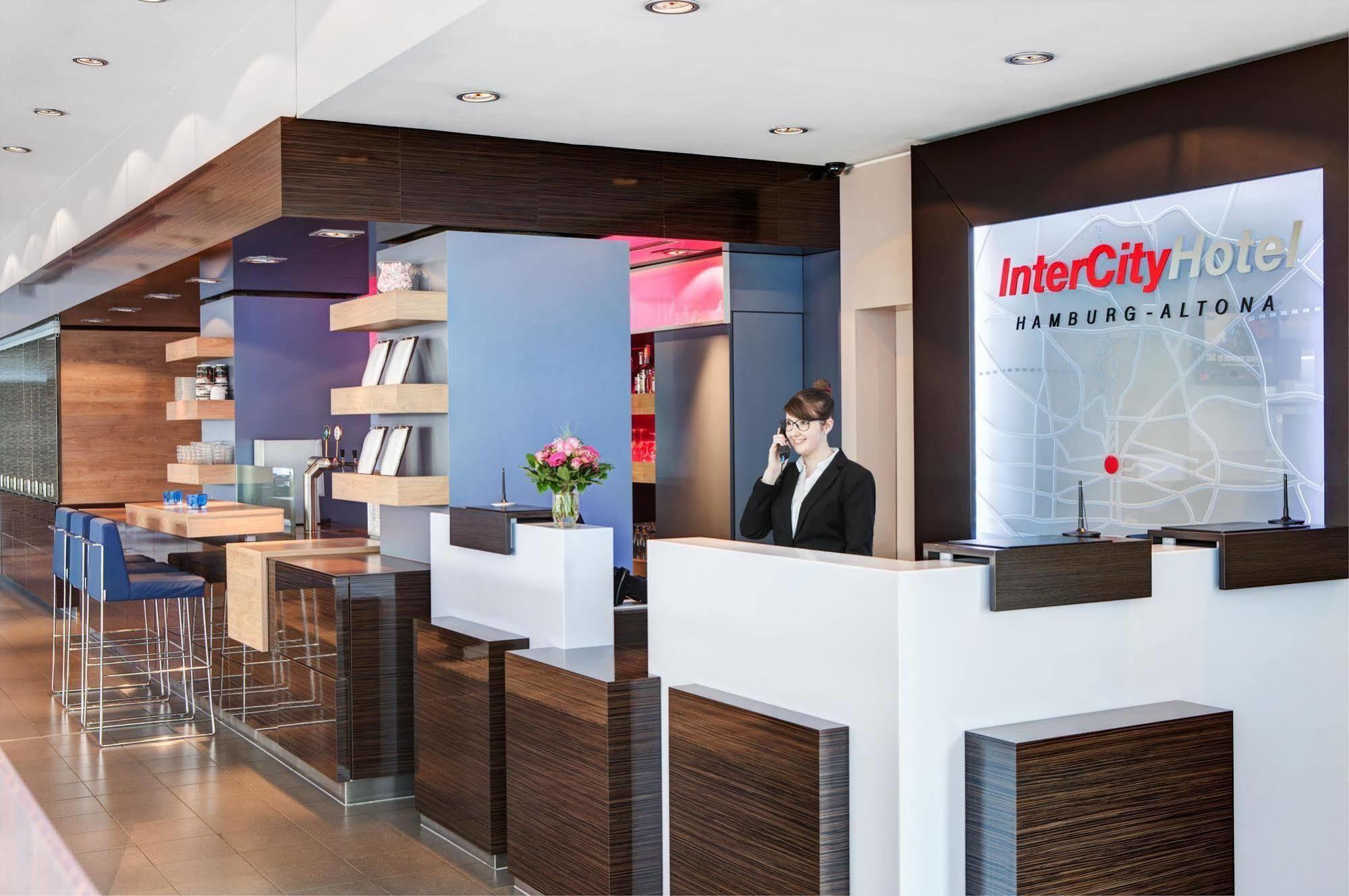 Intercityhotel Altona Hotel 3*