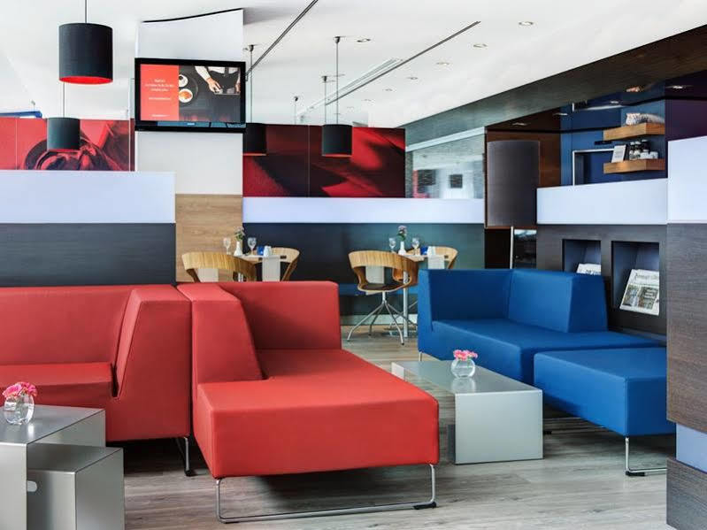 Intercityhotel Altona 3*