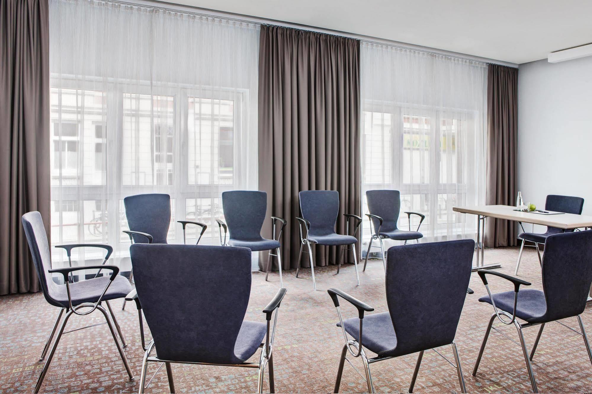 Hotel Intercityhotel Altona 3*