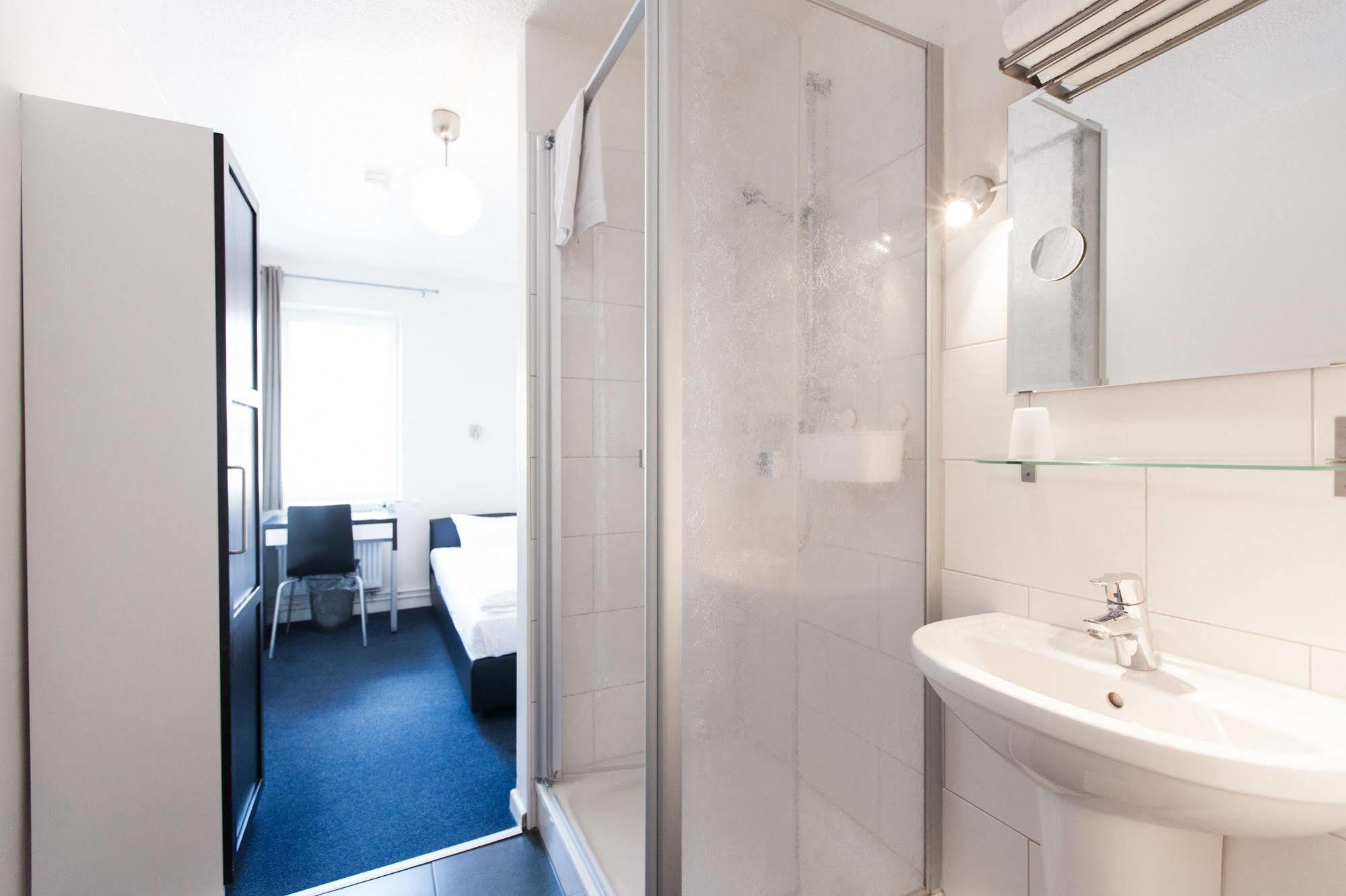 Arcade Hotel&hostel Hotel 2*