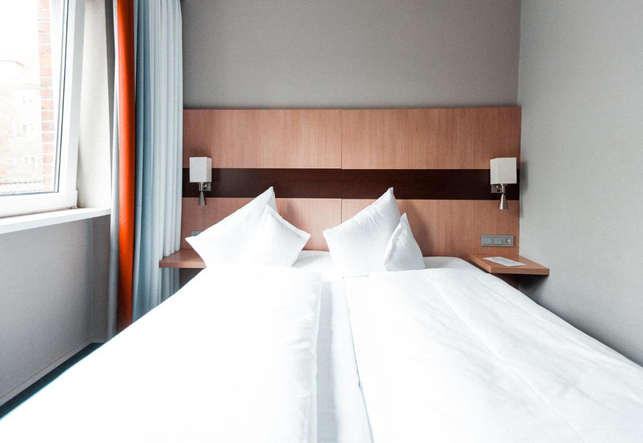 Hotel Am Rothenbaum 3*