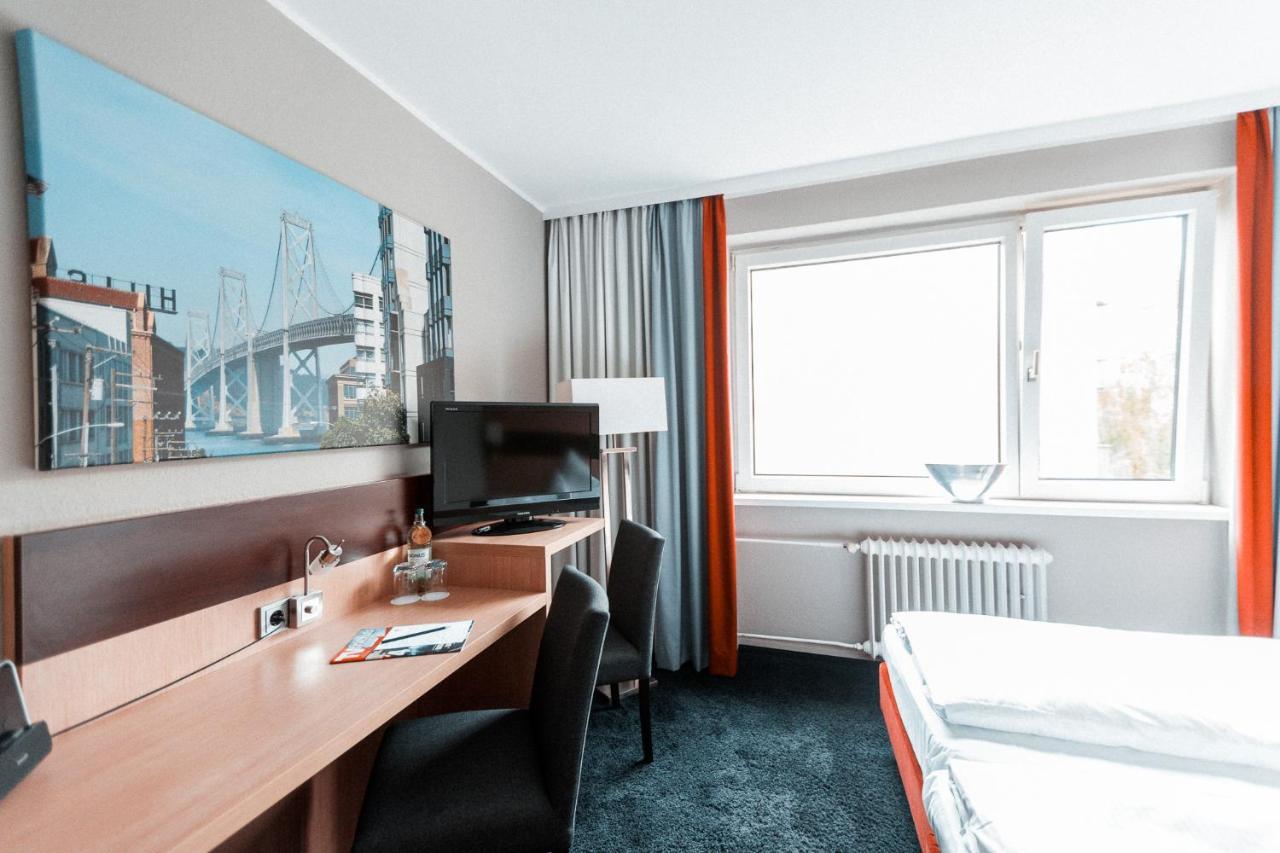 Am Rothenbaum 3* Hamburg