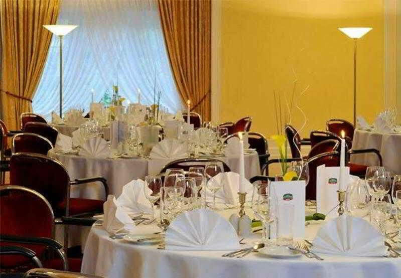 Hotel Courtyard By Marriott Airport 4*