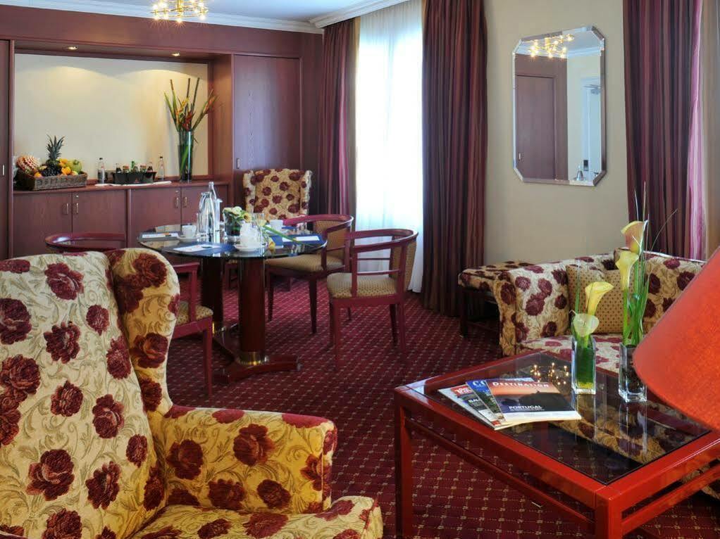 Courtyard By Marriott Airport Hotel Hamburg