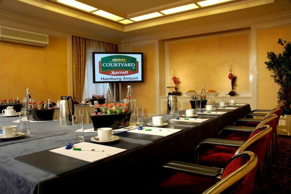 Courtyard By Marriott Airport Hamburg