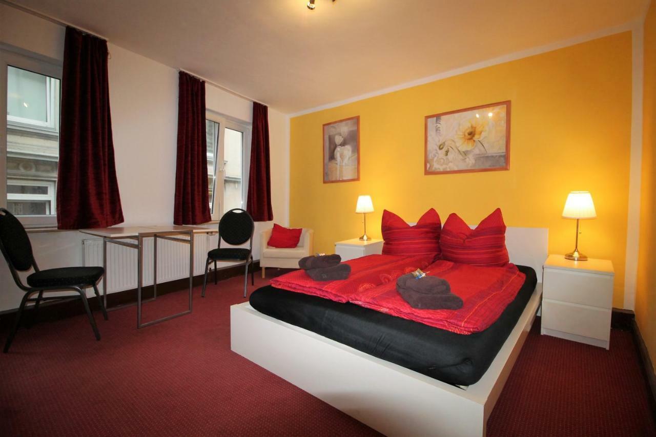 Sleep In St. Pauli Gasthof