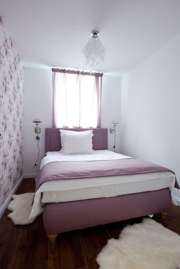 Ellena`s Fewo Am Uke Apartment *